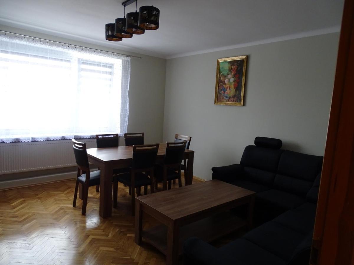 Mieszkania Pracowniczo-Turystyczne Zelazna  Exterior photo